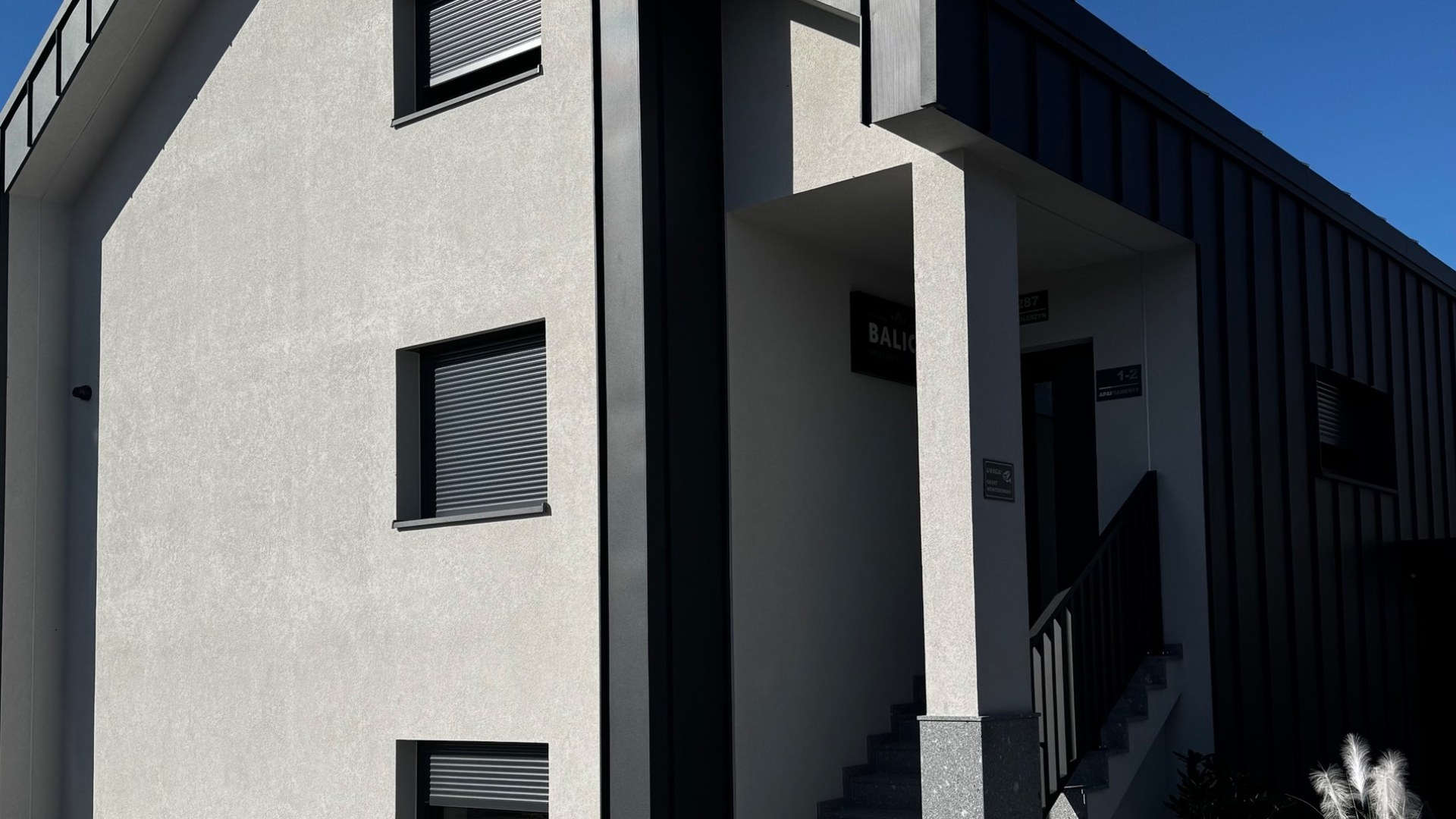 Fasada budynku – Balice Apartamenty Premium